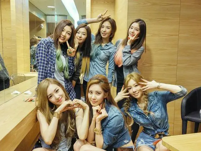 「テティソ」と「Red Velvet」:SM TOWN GLOBAL公式Twitterより（提供:OSEN）