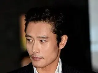 イ・ビョンホン、新居売り出し説まで流れる