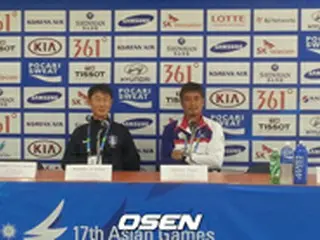 台湾・女子サッカー柳楽雅幸監督、韓国チ・ソヨン選手をマーク
