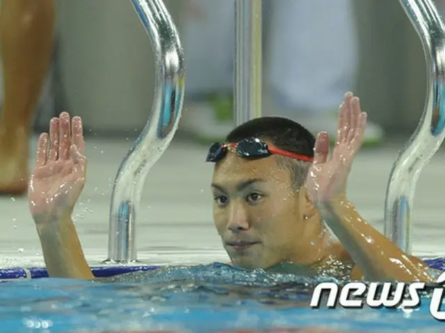 競泳男子の冨田尚弥選手