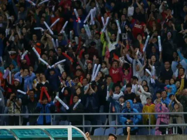 2日、仁川アジア大会・サッカー男子決勝が行われ、韓国が1－0で延長の末に北朝鮮を下し、金メダルを獲得した