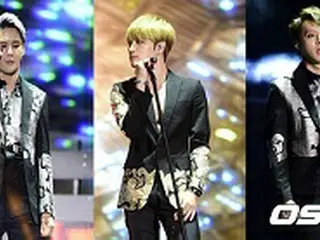 「JYJ」、江南の大通りを占拠