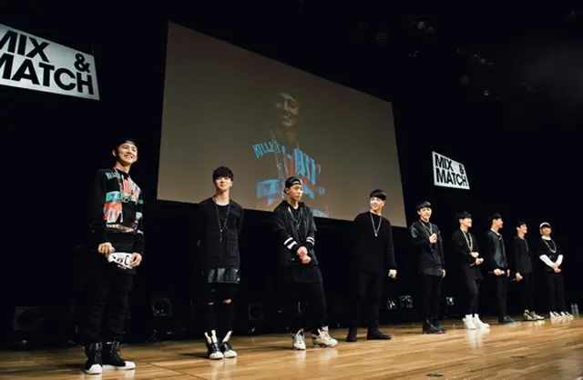 YGよりデビューが決定している、新たな男性グループ「iKON」が、5日(日)に堂島リバーフォーラムで初のファンミーティングを開催。日本国内のファンを大熱狂させた。