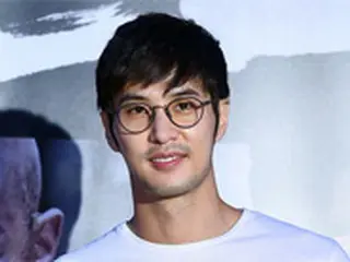 キム・ジソク、ホン・スア＆キ・テヨンと同じ所属事務所に