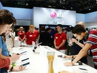 LG電子、エボラ根絶のためスマートフォン2千台寄付