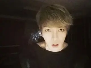 「JYJ」ジェジュン、暗闇の中で輝く美貌