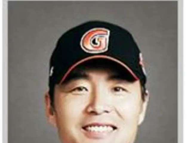 韓国プロ野球ロッテ・ジャイアンツが新任監督にイ・ジョンウン（李鍾雲、48）一軍走塁コーチを選任した。
