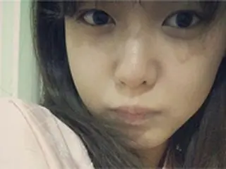 「少女時代」スヨン、ピンクの健診着を着て健康診断「体を大切に」