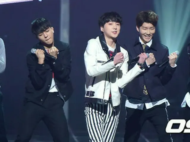 韓国アイドルグループ「WINNER」が「2014 Melon Music Awards」（以下、2014MMA）で新人賞に輝いた。（提供:OSEN）