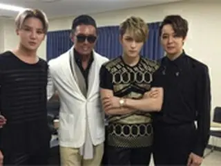 「JYJ」と秋山成勲、男4人が揃ったら？