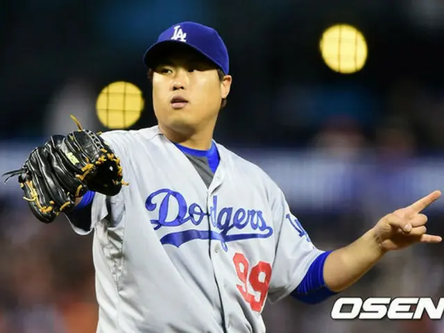 柳賢振（リュ・ヒョンジン、27）の年俸は来年もドジャスチーム内13位で、まだ10位内に入れずにいる。（提供:OSEN）
