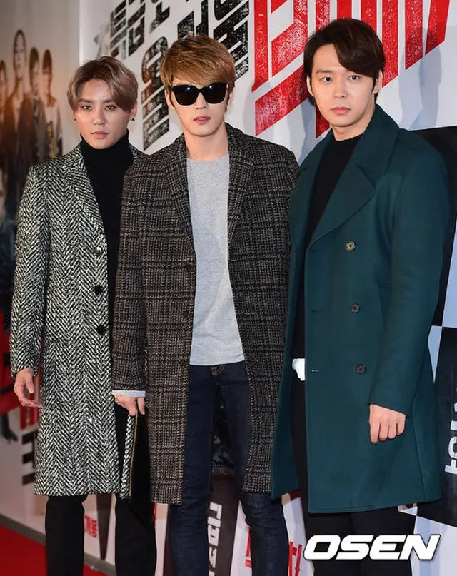 人気グループ「JYJ」が24日午後、ソウル往十里(ワンシムニ)CGVにて開かれた映画「ビッグマッチ」VIP試写会に参加した。（提供:OSEN）