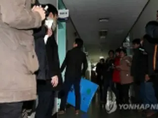 大統領府文書流出疑惑　警察署を家宅捜索＝韓国検察