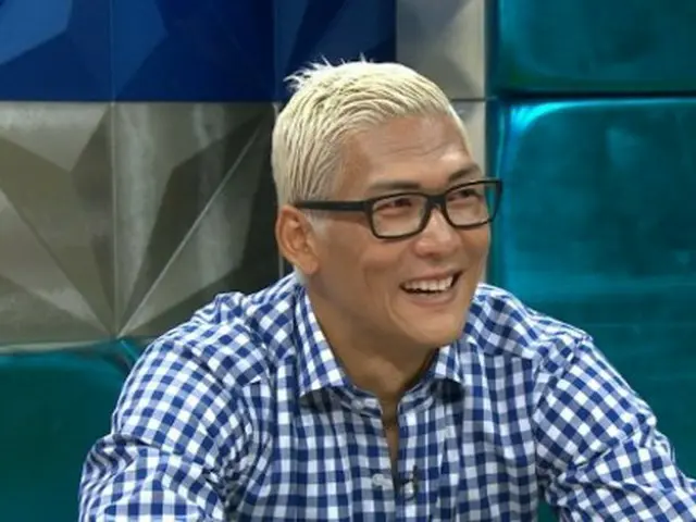 韓国男性グループ「god」のパク・チュニョンが、年下のフライトアテンダントと交際中であることを明かした。（画像:news1）