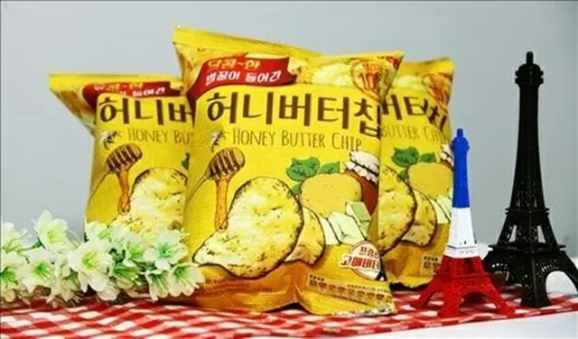 韓国では入手困難なほどに大人気の「ハニーバターチップ」。この現象で、日本の「しあわせバター」にも注目が集まっている。（画像:news1）