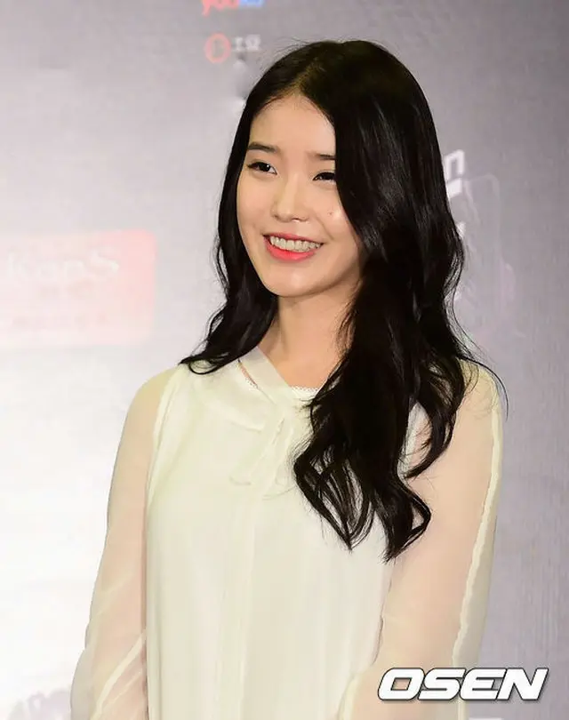 韓国歌手IU（アイユー）がことしを輝かせた歌手1位に選ばれた。（提供:OSEN）