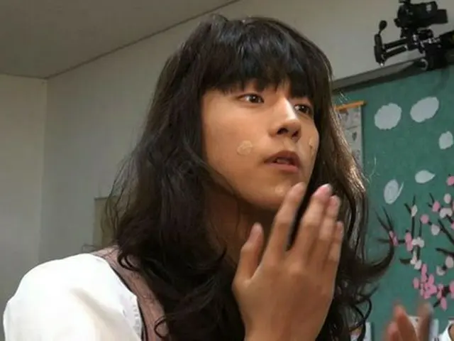 韓国俳優ナム・ジュヒョクが、女子より可愛らしい姿で登場し、話題を集めている。（画像:OSEN）