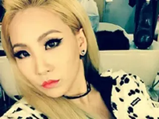 「2NE1」CL、“シック＆ドット”で決めたフルメイクの近況セルカ公開