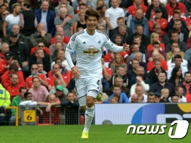 キ・ソンヨン（25、スウォンジー・シティAFC）が2014－15シーズン、イングランド・プレミアリーグ（EPL）において、2番目に多く走った選手となった。