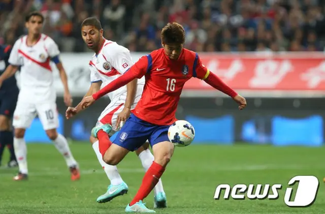 米国スポーツメディアのESPNは、2015アジア杯（開催地:オーストラリア）で活躍するであろう韓国のキープレーヤーにキ・ソンヨンを挙げた。
