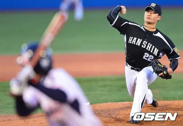 阪神タイガースが今シーズンを最後に契約が終わる呉昇桓（オ・スンファン、33）の後を継ぐ抑え投手探しに乗り出した。（提供:OSEN）