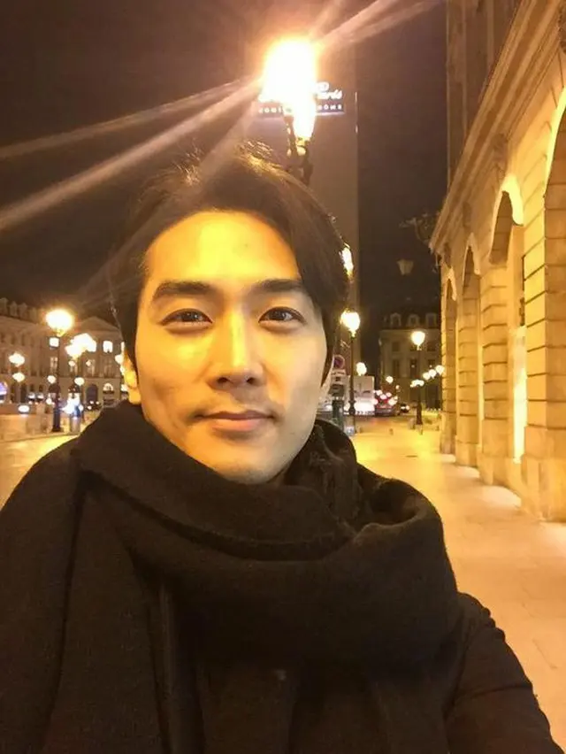 俳優ソン・スンホンがフランスでの近況を公開した。（ソン・スンホンのInstagramより / 提供:OSEN）