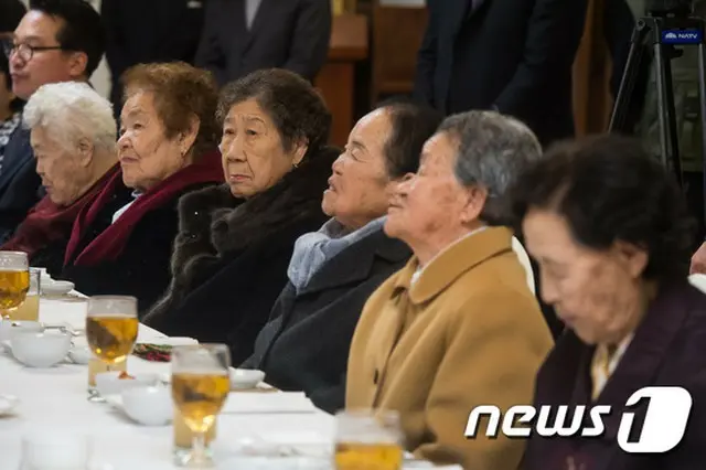 元従軍慰安婦のファン・ソンスン氏が26日、死去した。享年89歳。韓国挺身隊問題対策協議会によると、ファン氏は同日午前8時、老衰により亡くなった。