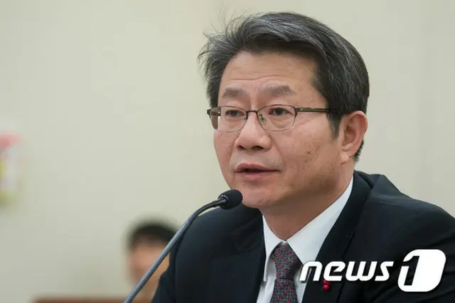 韓国統一部の柳吉在（リュ・ ギルジェ）長官は28日「北朝鮮が今のように対話の前提条件を掲げ、対話の場に出てこないのは正しい態度ではない」と述べた。（提供:news1）