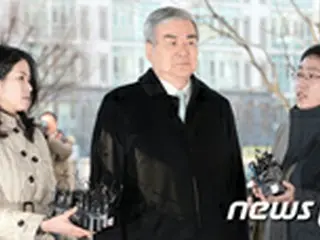 「ナッツ・リターン事件」2次公判で証言台に立った父 「心からお詫びしたい」