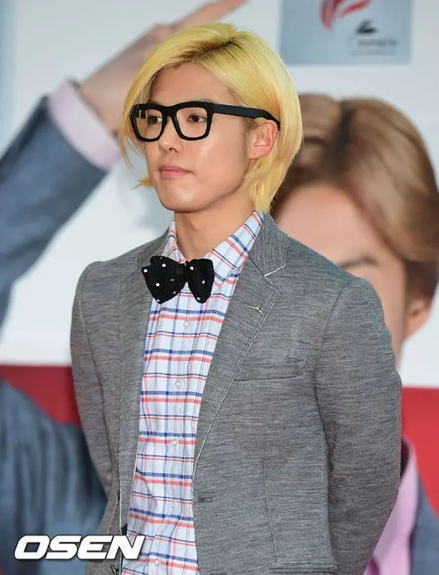 韓国バラエティ番組JTBC「学校に行ってきます」のKangNam（M.I.B）が、過去に退学させられたハワイの高校に再び登校することとなり、話題を呼んでいる。