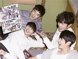 「SHINHWA」、完全体の画報公開“柔らかなカリスマ”