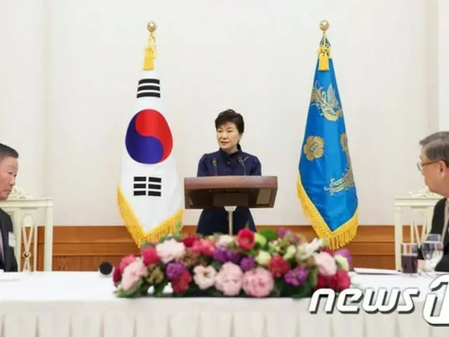 韓国の朴大統領は就任2周年を迎えた25日、「我々の仕事は大韓民国の歴史…忠実心で最善を尽くすべきだ」と述べた。