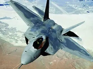 米最強の戦闘機F-22ラプターが韓国・ソウルエアショーで飛ぶ