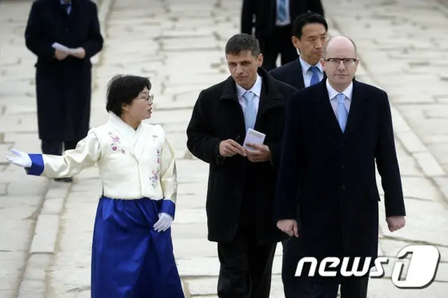 韓国とチェコ政府が、鉄道・原発・産業技術などの分野で、相互協力の拡大を積極推進することで合意した。