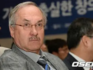 韓国サッカー代表シュティーリケ監督 「ユース育成の必要性を認識」