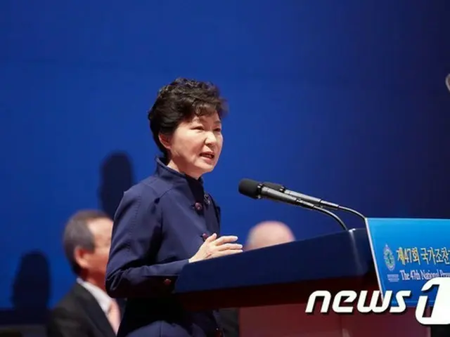 韓国の朴槿恵（パク・クネ）大統領は12日「いかなる外部の妨害にも、韓米両国の同盟関係は揺れないだろう」と述べた。（提供:news1）