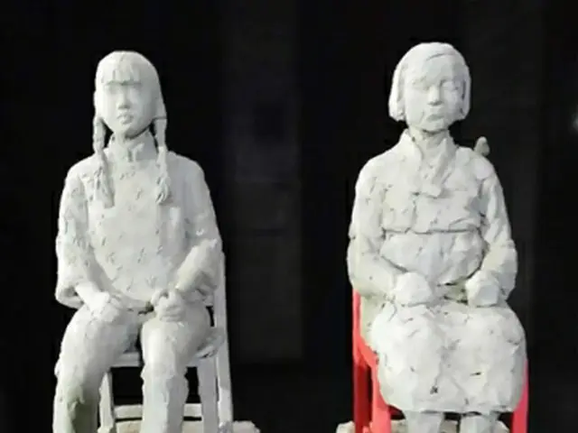 少女像の模型（釜山平和の少女像誘致推進委員会提供）＝１２日、釜山（聯合ニュース）