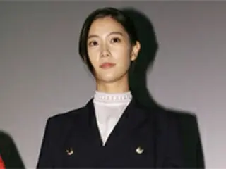 女優クララ、脅迫容疑で書類送検…活動すべて中断へ