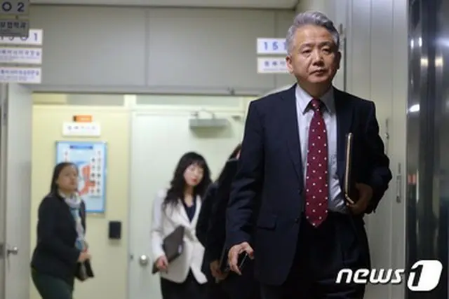16日、局長級協議に韓国側からは李相徳（写真）韓国外交部東北アジア局長、日本からは伊原純一アジア大洋州局長が出席し、慰安婦問題を解決するために外交的努力をしようという立場を再確認。（提供:news1）