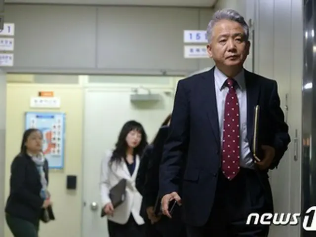 16日、局長級協議に韓国側からは李相徳（写真）韓国外交部東北アジア局長、日本からは伊原純一アジア大洋州局長が出席し、慰安婦問題を解決するために外交的努力をしようという立場を再確認。（提供:news1）