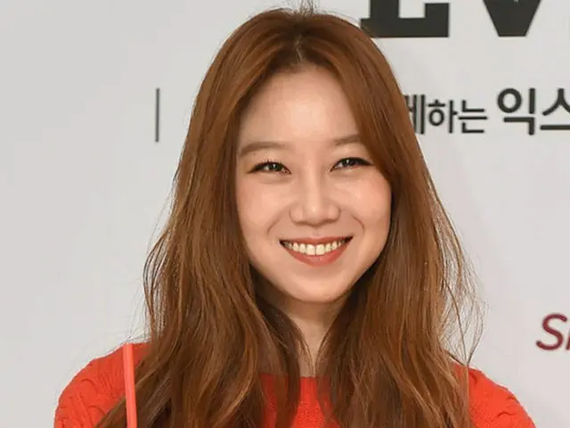 女優コン・ヒョジン側が、映画「ママ」の出演オファーを受け、検討中だという。（提供:OSEN）