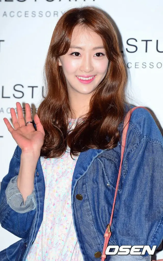 韓国ガールズグループ「SISTAR」ダソムが主演を務めた映画「フランス映画のように」（原題）が第16回全州国際映画祭（JIFF）で初公開される。（提供:OSEN）