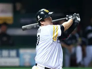 ソフトB・李大浩、4試合連続で安打