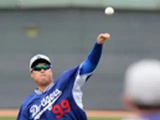 ドジャースの柳賢振、16日ぶりにキャッチボール再開
