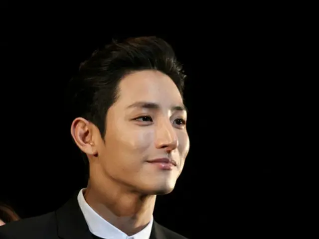 俳優イ・スヒョク