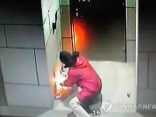 韓国文化院の不審火で男逮捕　容疑は否認
