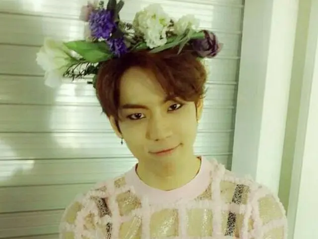 韓国アイドルグループ「INFINITE」のユニット「INFINITE H」のドンウが女装をするという1位の公約を守った。（提供:OSEN）