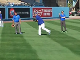 ドジャースの柳賢振、3日連続でキャッチボール…トレーナーの指示通り