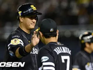 ソフトB・李大浩、逆転決勝打「チャンスが来たので自信を持ってスイング」