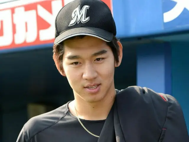 ロッテの投手イ・デウン（李大恩）は最近“つきまとっている人”がいるという。（提供:OSEN）